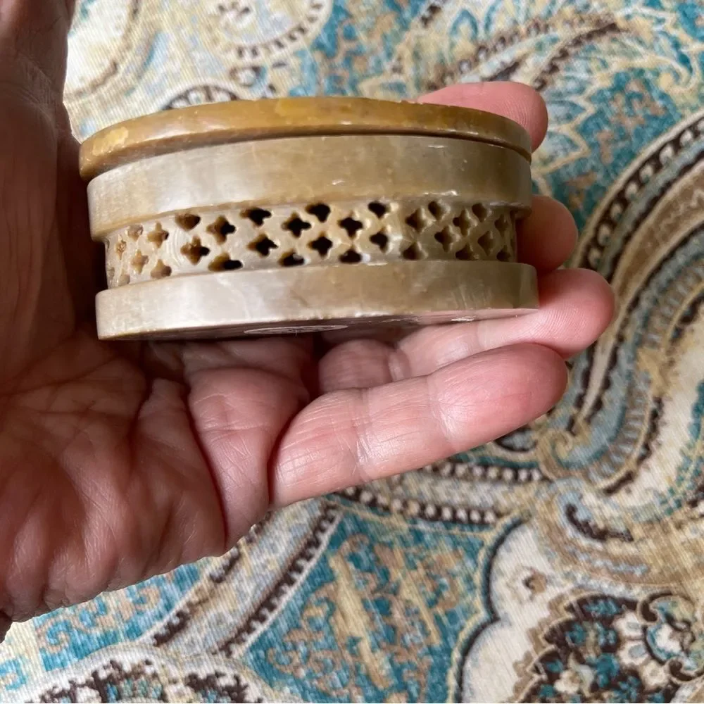 Carved Soapstone Trinket Box Mother of Pearl Inlay Oval Lattice Vintage